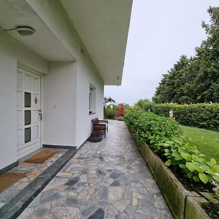 Garden Apartment Сечовле Экстерьер фото